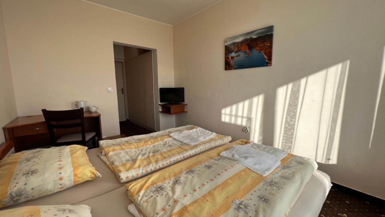 Hotel Gorna Banya Szófia Szoba fotó