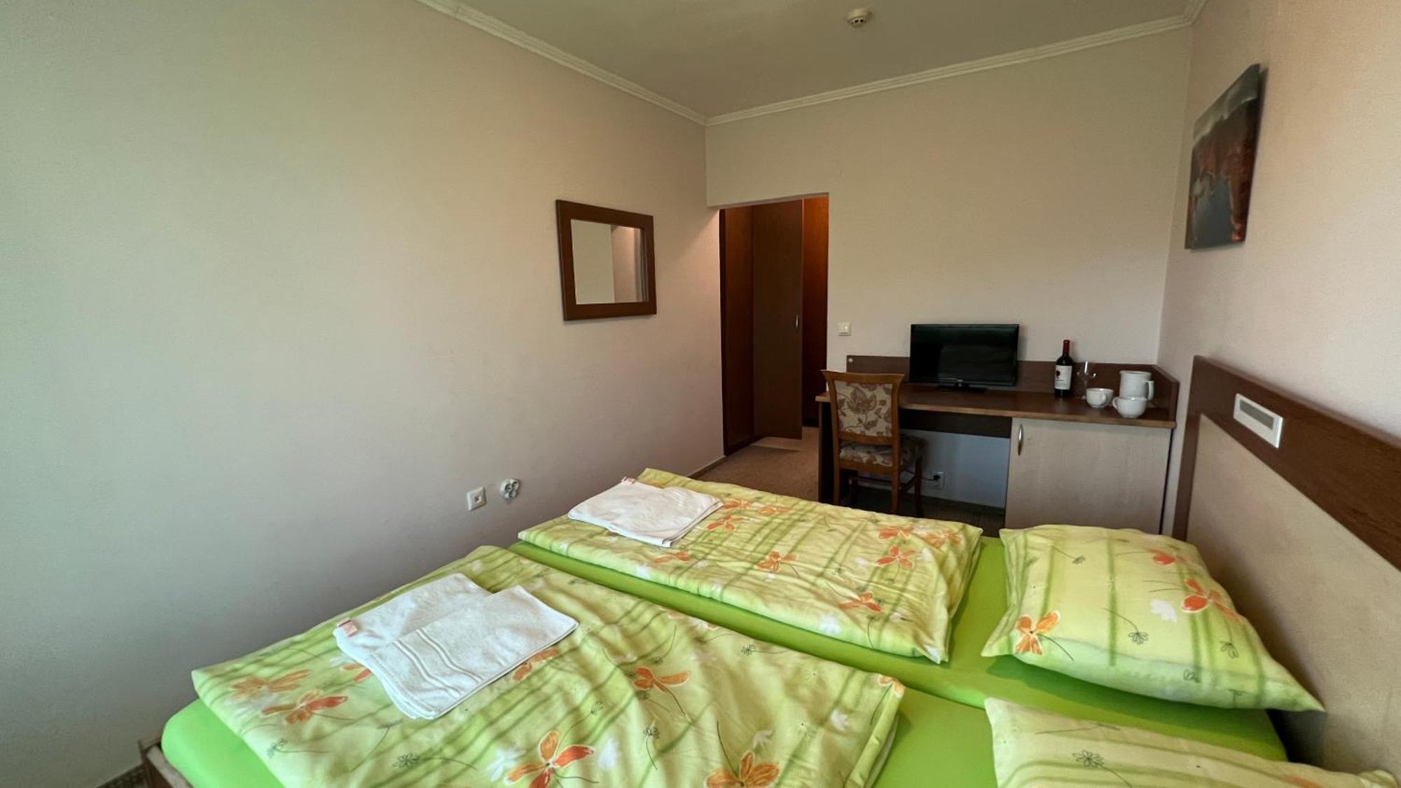 Hotel Gorna Banya Szófia Szoba fotó